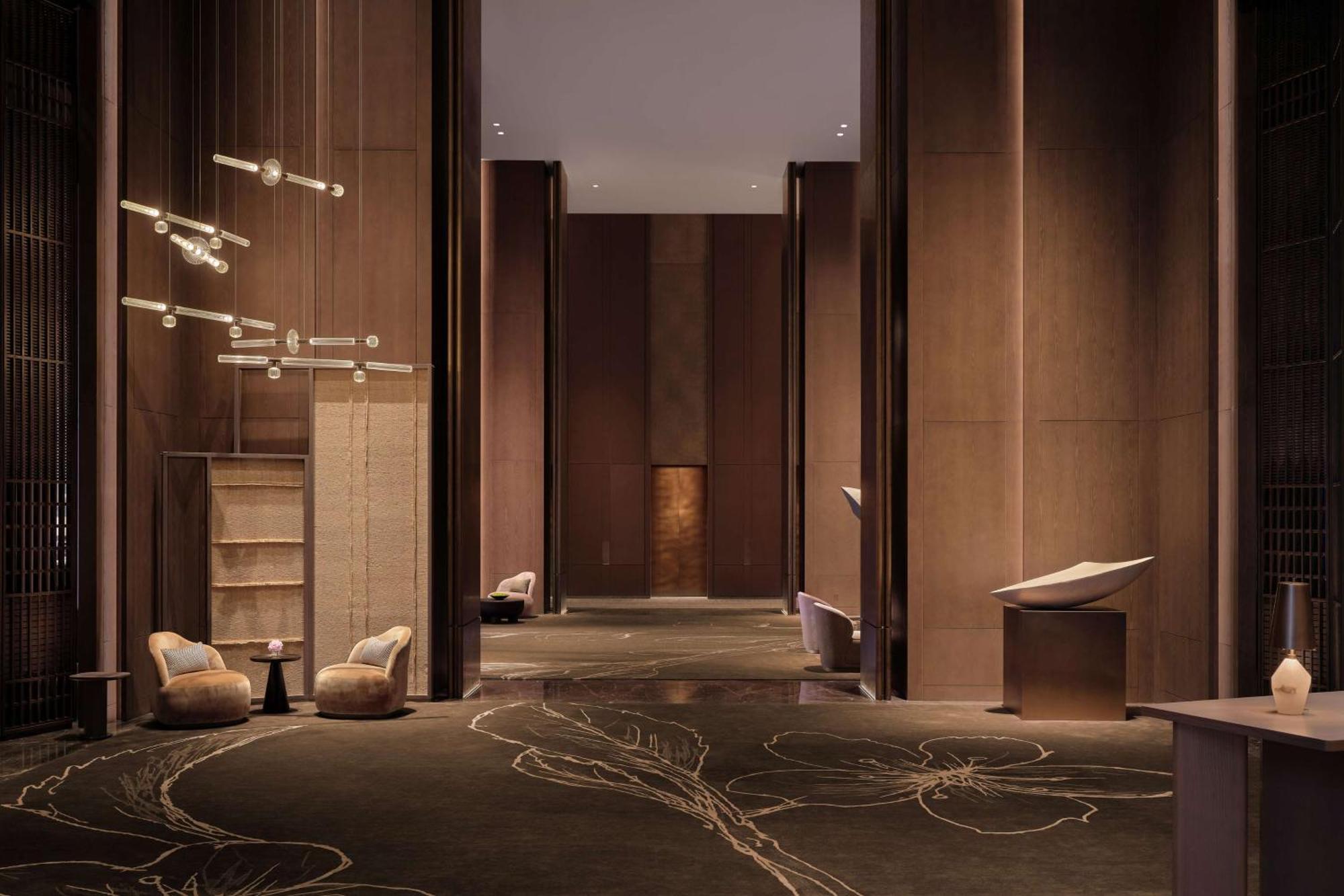Conrad Shenzhen, The First Art Museum Hotel In Greater Bay Area With The Stunning Bay And Sunset View In The Hotel Terrace Exterior photo